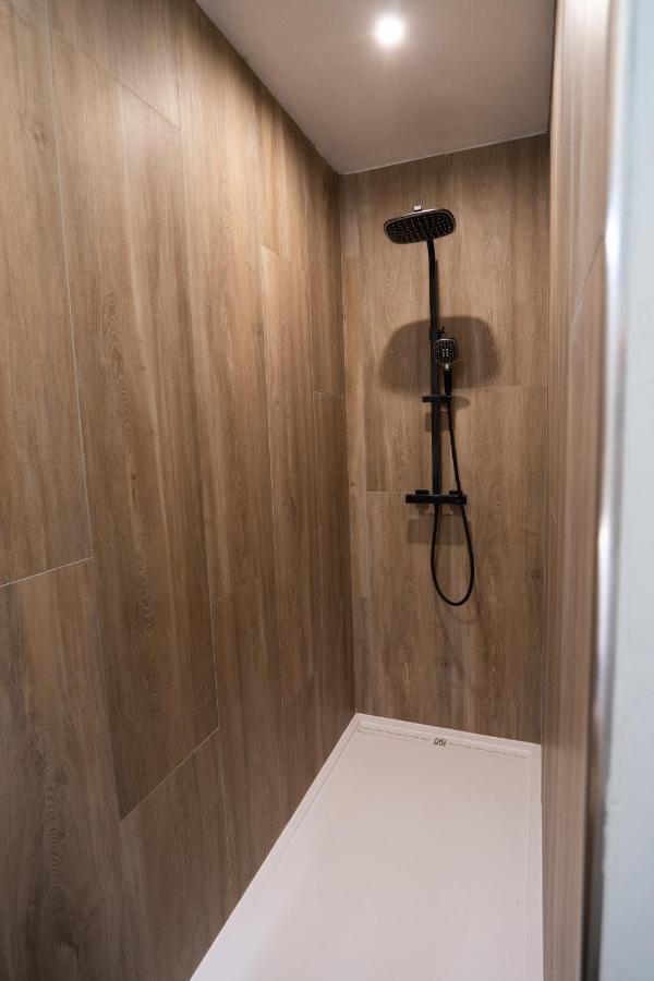 Capsule Thailande I Sauna I Balneo I Console I Jeux En Bois I Cinema I Cour Interieure Trith-Saint-Leger Exteriér fotografie